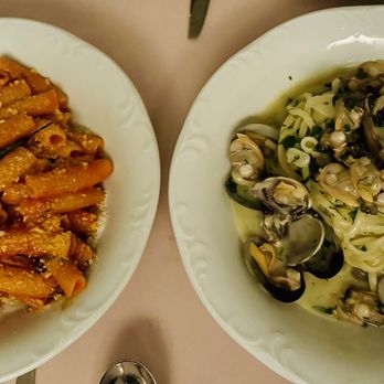 Funke - Rigatoni arrabiata- it was most spicy arrabiata I had in Italian restaurant but loved it!! Linguine with clams- pasta was amazing!! - Italian Near Me - Beverly Hills, California Funke - Rigatoni arrabiata- it was most spicy arrabiata I had in Italian restaurant but loved it!! Linguine with clams- pasta was amazing!! - Italian Near Me - Beverly Hills, California