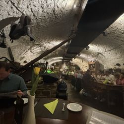Ristorante-Pizzeria Castello - Inside