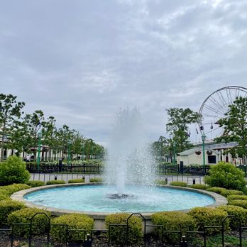 Playland Park - Fountain - Amusement Parks Near Me - Rye, New York Playland Park - Fountain - Amusement Parks Near Me - Rye, New York