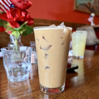 Brooklyn Organic Kitchen - Chaga latte - Cafes Near Me - Mahopac, New York