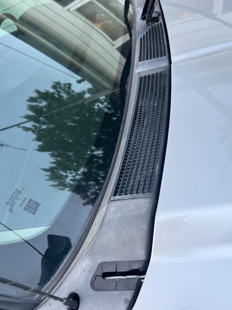 URIBE DETAILING 1506 Hester Ave, Centralia, Illinois Auto Detailing