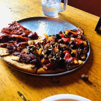 Prospect Pizza - Medium Pizza - Pizza Near Me - Prospect, Oregon
