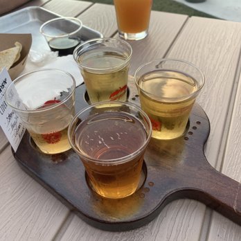 Gypsy Circus - Cider flight - Cideries Near Me - Kingsport, Tennessee Gypsy Circus - Cider flight - Cideries Near Me - Kingsport, Tennessee