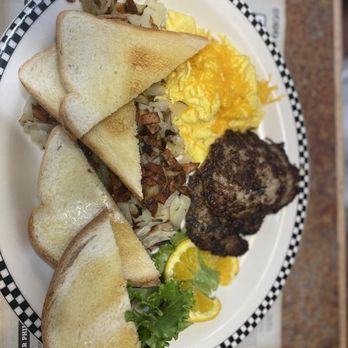 Black Bear Diner Waco - 2 eggs with cheese , toast, Mild Italian Patty Sausage (640 cals.) - Diners Near Me - Waco, Texas