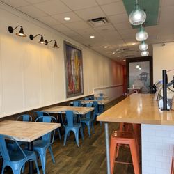 Tropical Smoothie Cafe