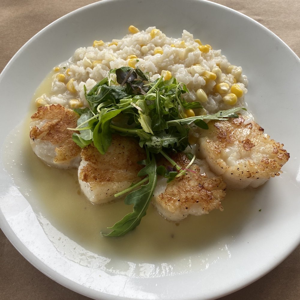Cowfish - New American Near Me - Hampton Bays, New York