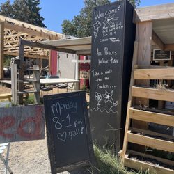 The Front Porch Market - Business hours