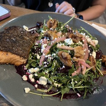 Gather - Arugula Salad - New American Near Me - Omaha, Nebraska