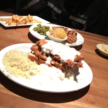 Cheddar's Scratch Kitchen - Lemon Pepper Chicken Grilled. Country Fried Chicken Dinner Plate! - Comfort Food Near Me - Mcdonough, Georgia