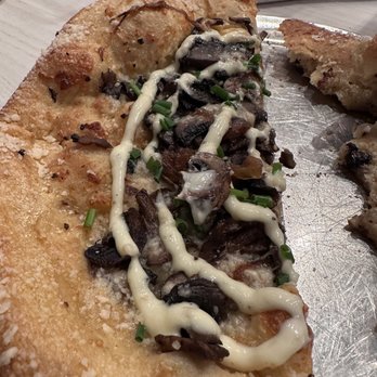 Mellow Mushroom Augusta - Holy Shiitake Pie without cheese - Pizza Near Me - Augusta, Georgia