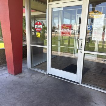The Burger Den - Walking in.... - Food Delivery Services Near Me - Fresno, California The Burger Den - Walking in.... - Food Delivery Services Near Me - Fresno, California