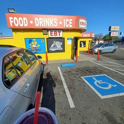 Kwik E Mart - Simpsons kwik E mart