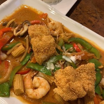 Thai Lanna - Mixed seafood red curry - Thai Near Me - Mount Pleasant, Texas Thai Lanna - Mixed seafood red curry - Thai Near Me - Mount Pleasant, Texas