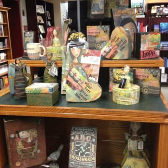 Vroman's Bookstore - Bookstores Near Me - Pasadena, California