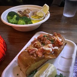 Maine Style Lobster Roll Maine Style Lobster Roll