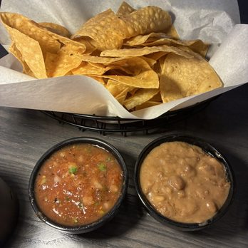Xclusive Riviera - Complimentary chips, bean dip & salsa - Bars Near Me - San Clemente, California