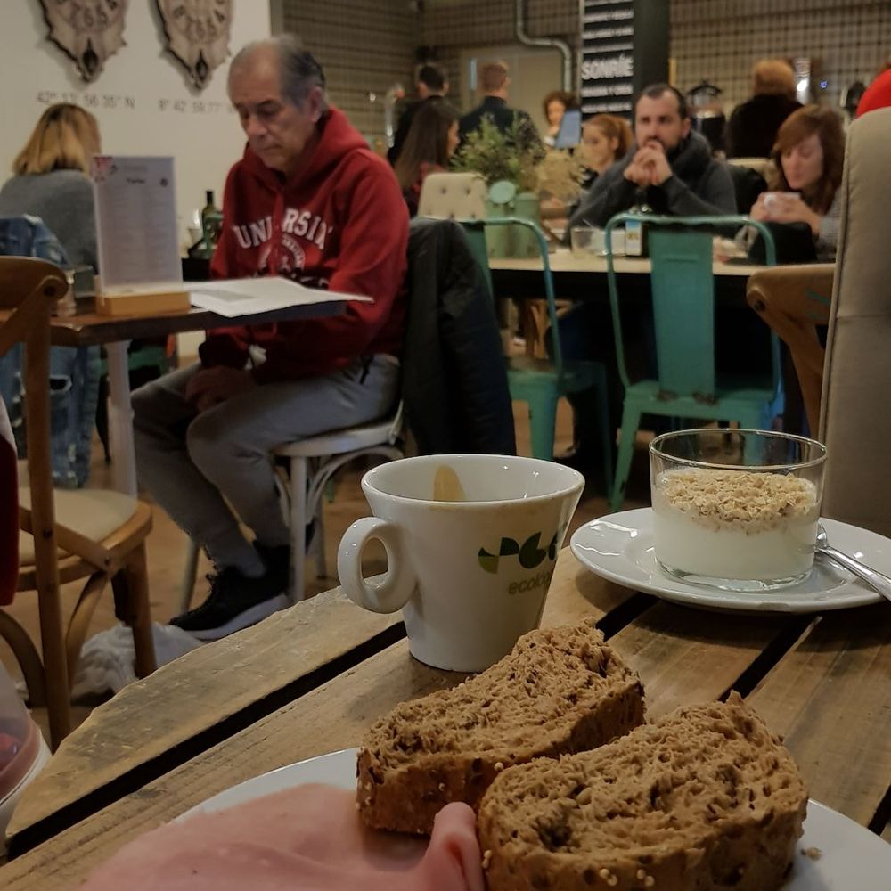 Sésamo - Breakfast & Brunch Near Me - Vigo, PO