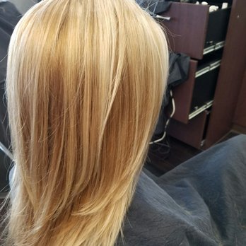 deannadoeshair - Summer honey blonde - Hair Stylists Near Me - Frisco, Texas