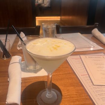 Hudson House - Lemon drop martini! - Cocktail Bars Near Me - Houston, Texas Hudson House - Lemon drop martini! - Cocktail Bars Near Me - Houston, Texas