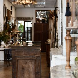Heirloom - Shoppe views.