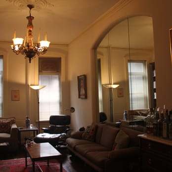 Artful Clean - Adding mirrors opened up this Chelsea, Manhattan apartment. -Artful Clean 2016 - Home Cleaning Near Me Artful Clean - Adding mirrors opened up this Chelsea, Manhattan apartment. -Artful Clean 2016 - Home Cleaning Near Me