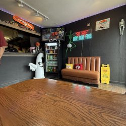 EAT HERE