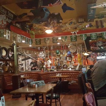 Junkyard Cafe - Main dining area. - American Near Me - Simi Valley, California