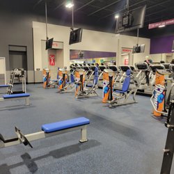 Crunch Fitness - Cypress