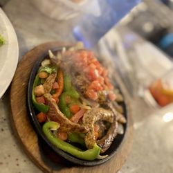 Grand Hacienda - Chicken fajitas