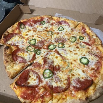 Kool Vibes Pizza & Wings - New York Style Pizza w/ Pepperoni and Jalapeno - Chicken Wings Near Me - Savannah, Georgia