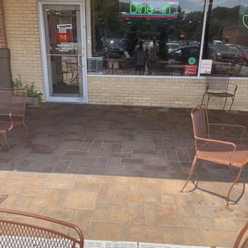 Pho D'Lite - Had to get my wings remade because they were burnt and remade still NOT GOOD - Vietnamese Near Me - Bowie, Maryland