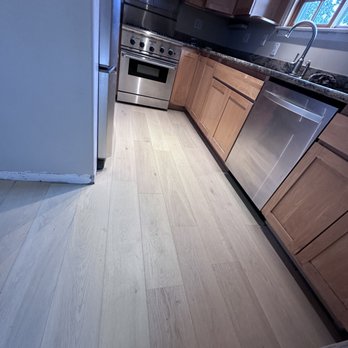 Peter Floor installation - Kitchen changed engineered wood floor - Flooring Near Me Peter Floor installation - Kitchen changed engineered wood floor - Flooring Near Me