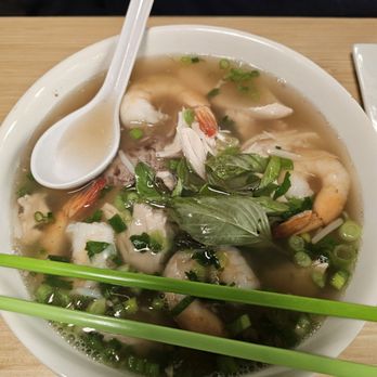 Pho Sai Gon - Chicken Pho with shrimp and beef brisket added - Vietnamese Near Me - Bozeman, Montana Pho Sai Gon - Chicken Pho with shrimp and beef brisket added - Vietnamese Near Me - Bozeman, Montana