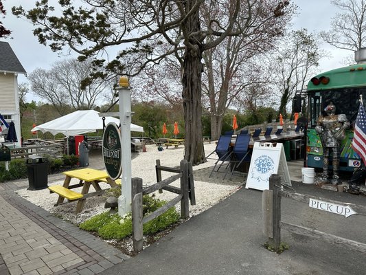 Off the Grid by null