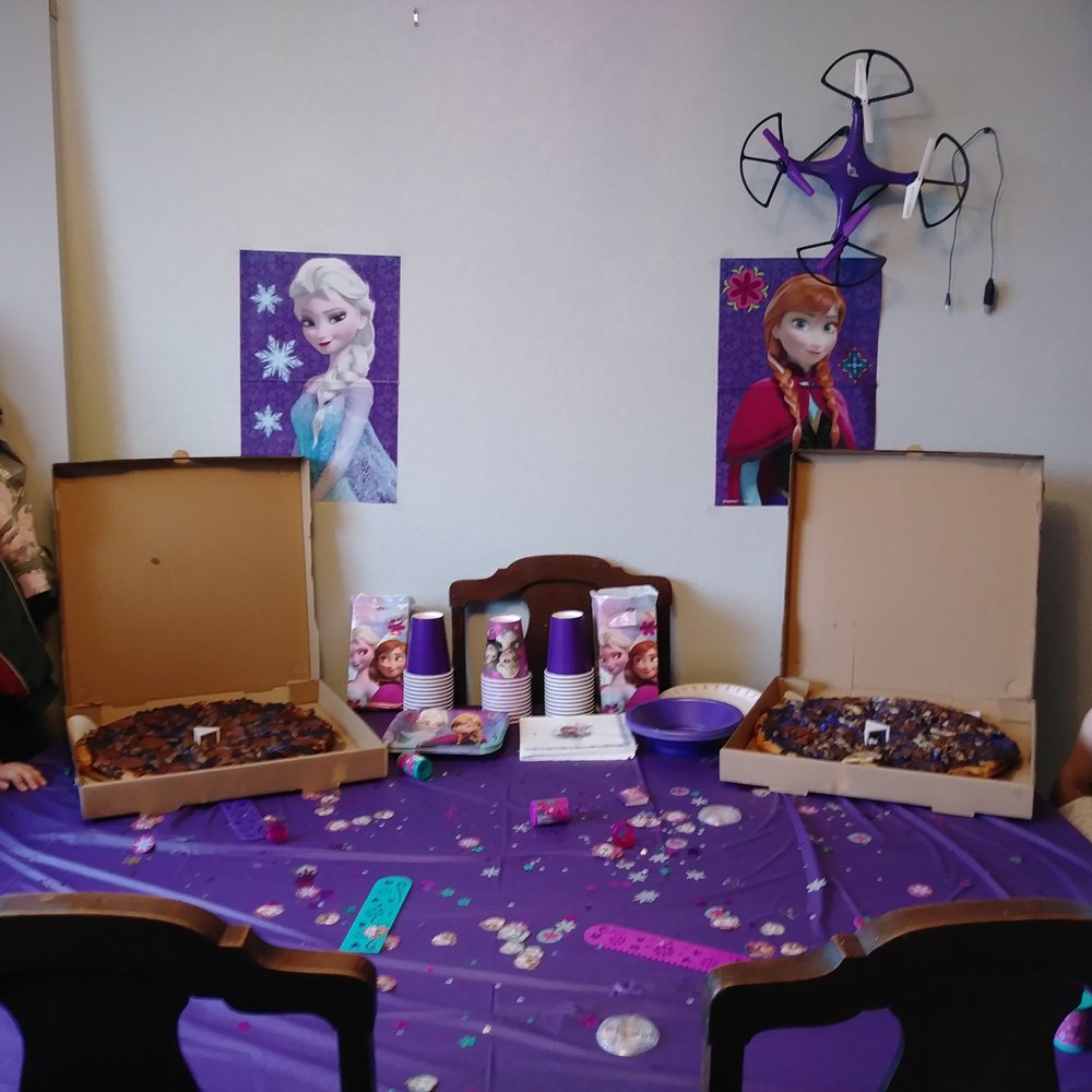 The Pizza Gallery - Thank You Pizza Gallery!!! Not only is your pizza the best ever but you made my daughter's birthday Amazing with the Purple pizza! You Rock! - Pizza Near Me - Burien, Washington