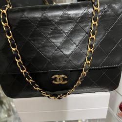 DJ Shoe Repair - Chanel Handbag - cleaned and polished (Front View)
