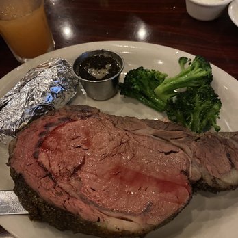 Peter's Steak House - Peters steakhouse  if you are craving beef yum - Steakhouses Near Me - Isleton, California