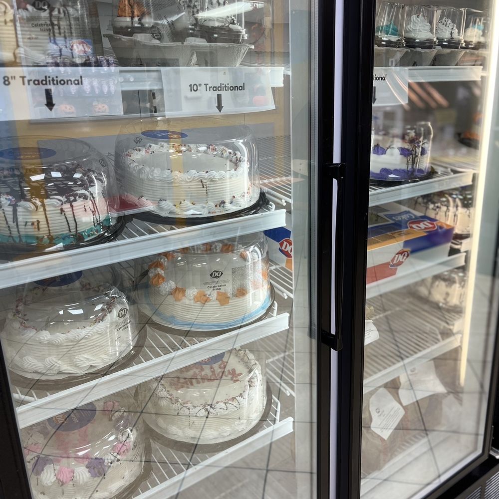 Dairy Queen Ltd Brazier - Dessert case - Ice Cream & Frozen Yogurt Near Me - Temple, Pennsylvania Dairy Queen Ltd Brazier - Dessert case - Ice Cream & Frozen Yogurt Near Me - Temple, Pennsylvania