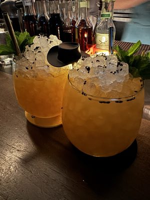 Accomplice Bar by null