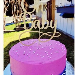 Dee's Savory Sweets - Cake