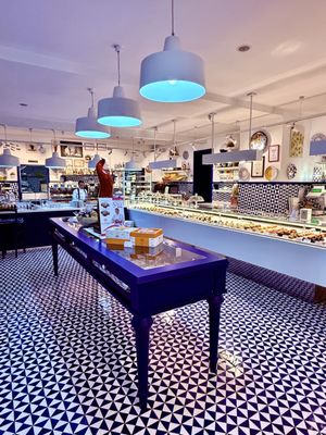 Pasticceria Sal De Riso by null