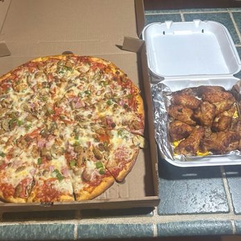 Phil's Primetime Pizza - Pizza- The Phil Wings- Sweet Heat - Pizza Near Me - Chickamauga, Georgia Phil's Primetime Pizza - Pizza- The Phil Wings- Sweet Heat - Pizza Near Me - Chickamauga, Georgia