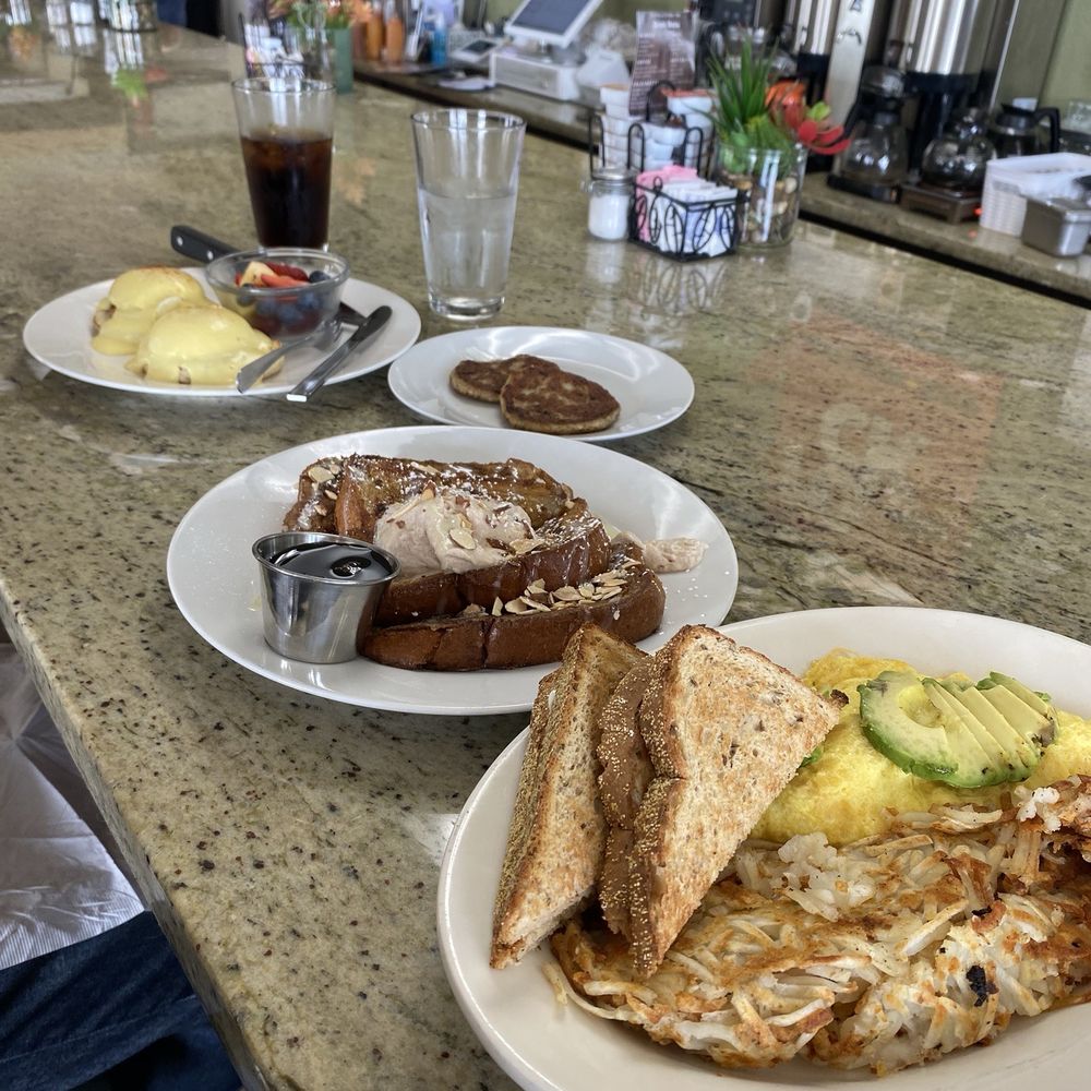 Rockville Kitchen + Bar - Eggs Benedict, horchata French toast (half order, side of sausage, build your own omelette with hash browns and toast - Breakfast & Brunch Near Me - Fairfield, California Rockville Kitchen + Bar - Eggs Benedict, horchata French toast (half order, side of sausage, build your own omelette with hash browns and toast - Breakfast & Brunch Near Me - Fairfield, California