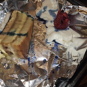 Brisa Do Mar - Got tiramisu to go. Opened it to a weird blue liquid all over. - Mediterranean Near Me - Milwaukee, Wisconsin