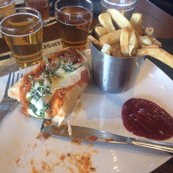 Amsterdam BrewHouse - Breweries Near Me - Toronto, Ontario Amsterdam BrewHouse - Breweries Near Me - Toronto, Ontario