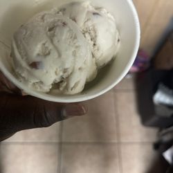 Tasty Scoopz - That what I got for 4.50