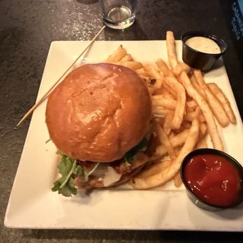 Madd Hatter - Burger tastes like Heaven - Sports Bars Near Me - Hoboken, New Jersey