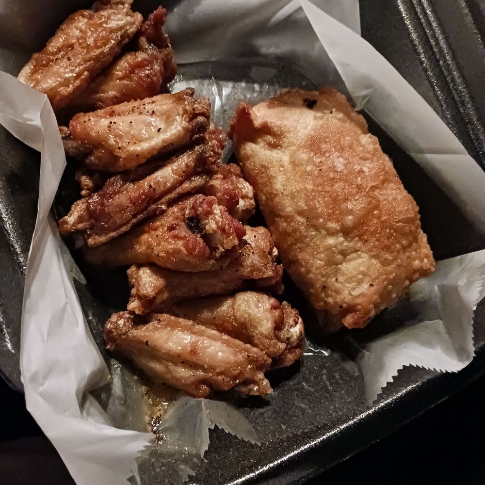 Supposed to be honey butter lemon pepper wings, and a philly roll Supposed to be honey butter lemon pepper wings, and a philly roll