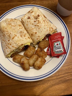 Petit Monde Cafe by null