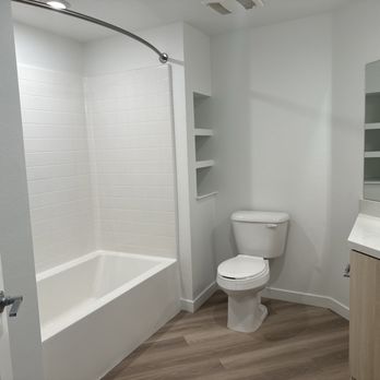 Acadia Apartments - Apartments Near Me - Cypress, California